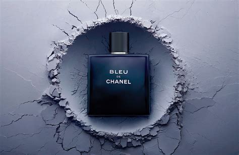 bleu de chanel essence vault